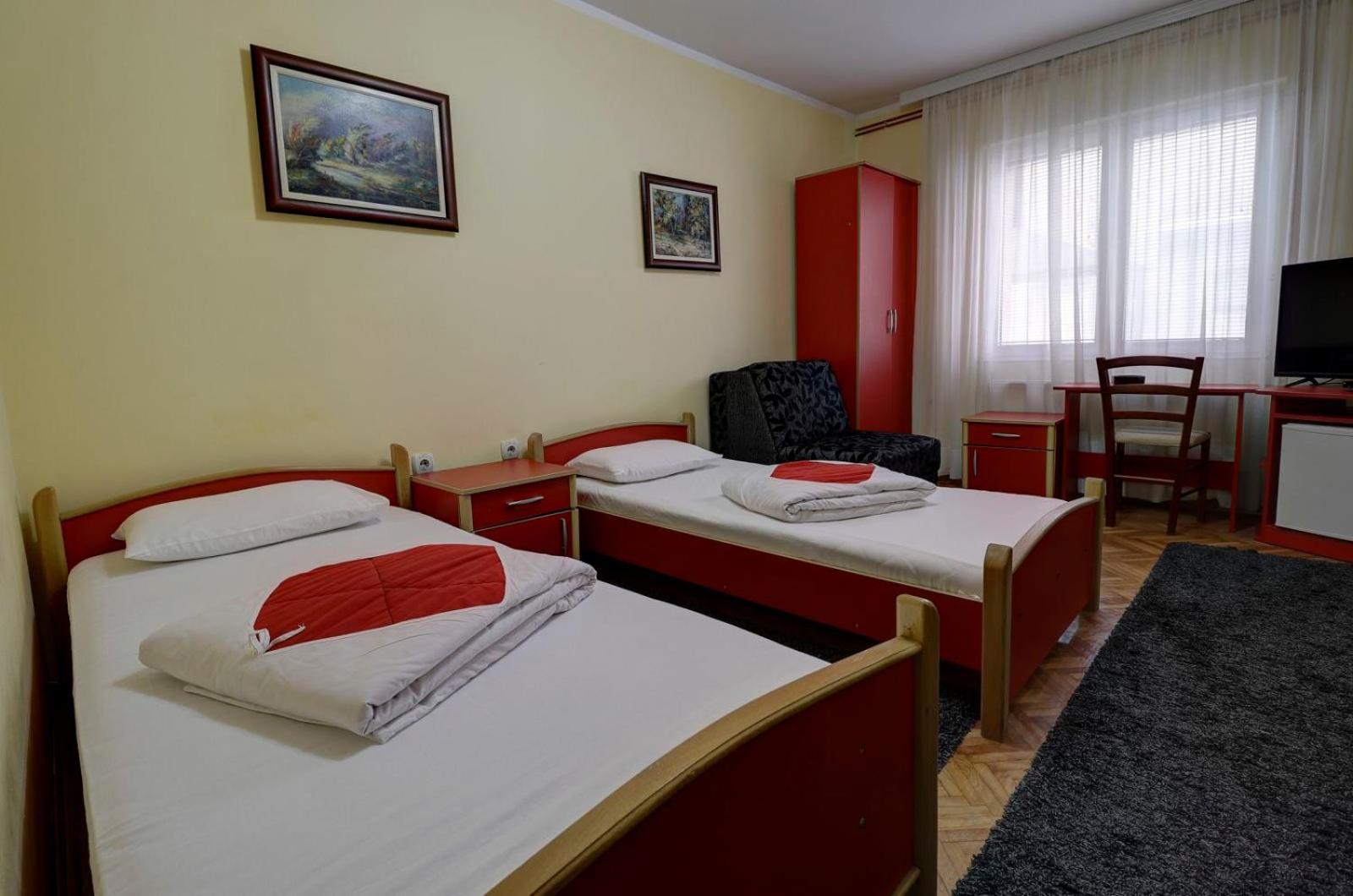 Hotel PERLA LDM Leskovac  Exterior foto