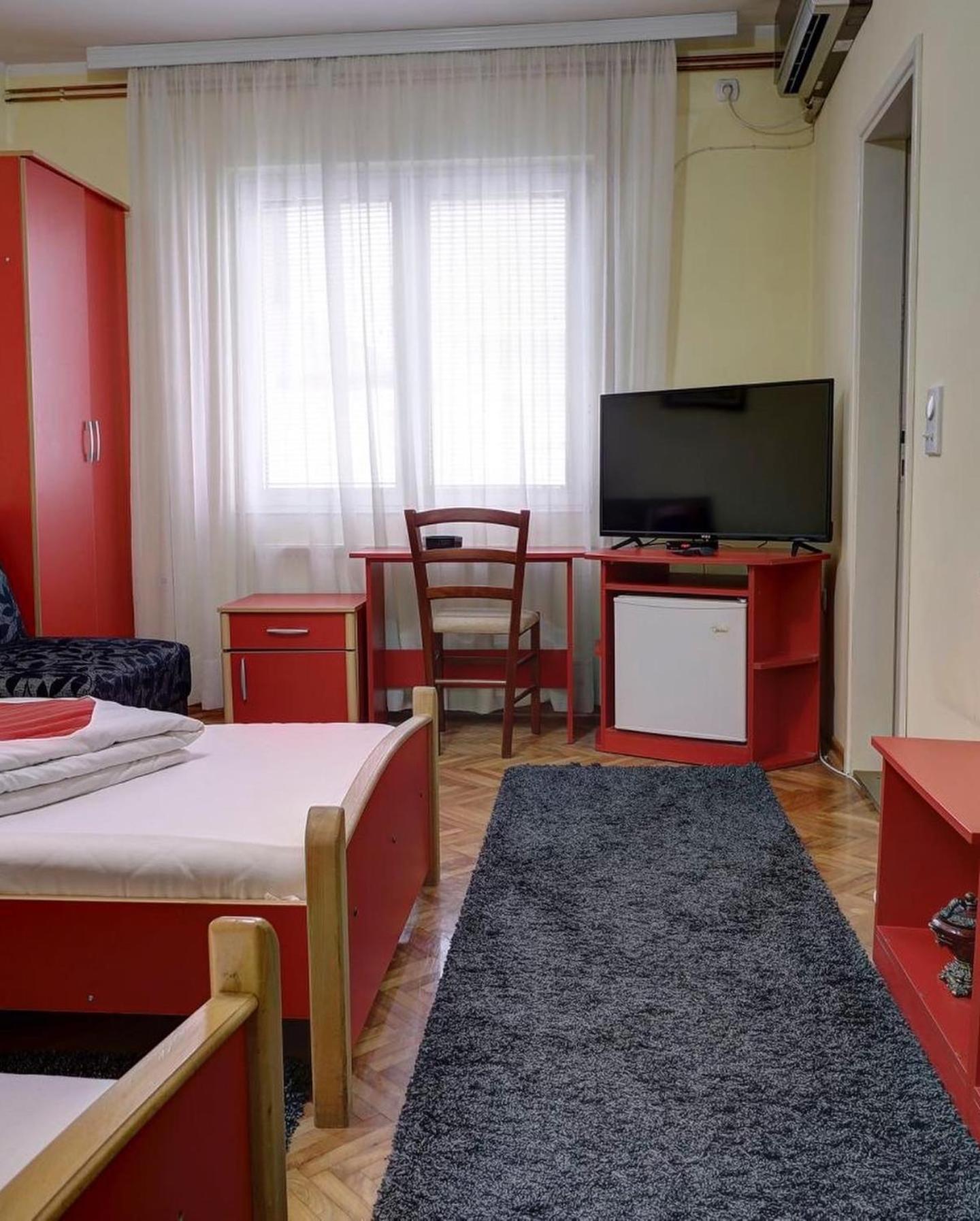 Hotel PERLA LDM Leskovac  Exterior foto